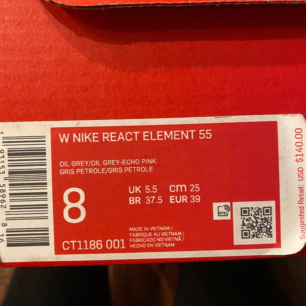 Nike shoes react element 55 size 8